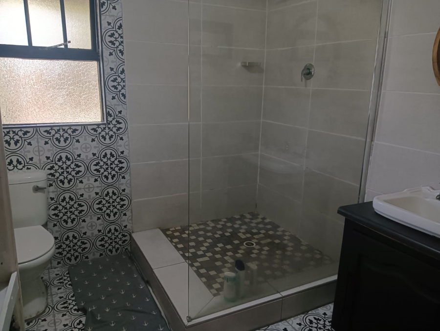 2 Bedroom Property for Sale in Hickmans River Eastern Cape